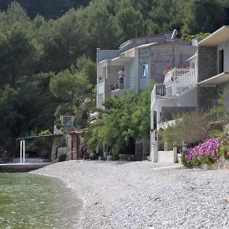 Seaside Secluded Apartments Cove Smokvina, Hvar - 9501 Apartment Bogomolje