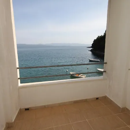 Seaside Secluded Apartments Cove Smokvina, Hvar - 9501 *
