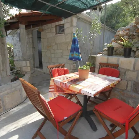 Seaside Secluded Apartments Cove Smokvina, Hvar - 9501 Apartment