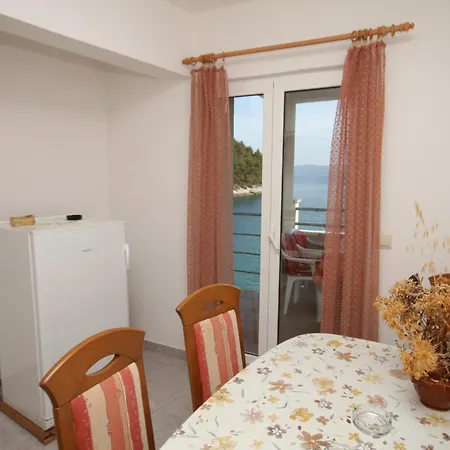 アパート Seaside Secluded Cove Smokvina, Hvar - 9501 Bogomolje
