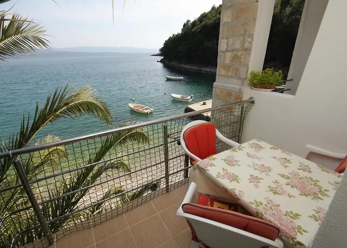 Seaside Secluded Cove Smokvina, Hvar - 9501 Διαμέρισμα *